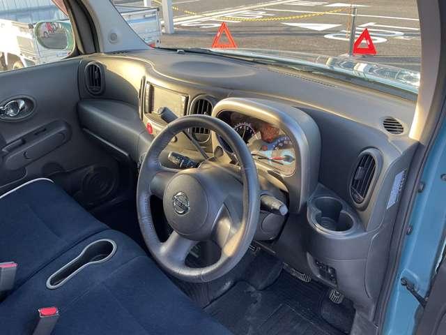 キューブ １．５　１５Ｘ　インディゴ　＋プラズマ　メモリーナビ　ワンセグテレビ　ＷＳＲＳ　スマキー　盗難防止システム　フルオートエアコン　パワーステアリング　パワーウィンドウ　ＡＢＳ　キーレスキー　ワンセグＴＶ　メモリーナビ　運転席エアバッグ　ＴＶナビ（16枚目）