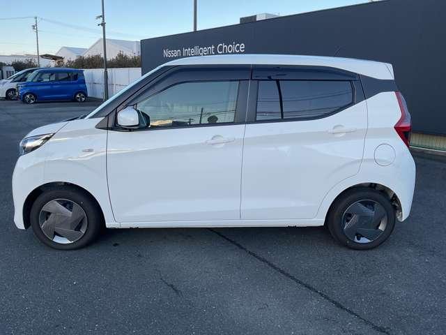 デイズ ６６０　Ｓ　バックモニター　運転席エアバッグ　ｉ－ＳＴＯＰ　１オーナ　Ｂカメラ　ナビＴＶ　助手席エアバッグ　ドライブレコーダー　ＥＴＣ　キーレスエントリーシステム　記録簿有り　カーテンエアバック　エアコン　ＰＷ　ＰＳ　ＡＢＳ（15枚目）