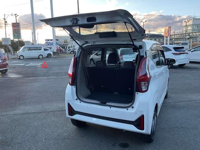 デイズ ６６０　Ｓ　バックモニター　運転席エアバッグ　ｉ－ＳＴＯＰ　１オーナ　Ｂカメラ　ナビＴＶ　助手席エアバッグ　ドライブレコーダー　ＥＴＣ　キーレスエントリーシステム　記録簿有り　カーテンエアバック　エアコン　ＰＷ　ＰＳ　ＡＢＳ（20枚目）