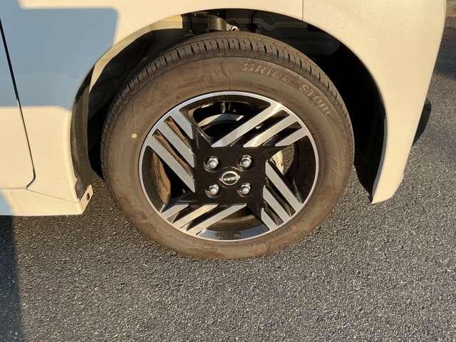 ルークス ６６０　ハイウェイスターＸ　アイスト　衝突被害軽減ブレ－キ　マルチビューカメラ　車線逸脱警報装置　ＥＴＣ　ＬＥＤ　スマートキー　パワーウィンドウ　ワンオーナー　ドライブレコーダー　ナビＴＶ　バックカメラ　記録簿　パワステ　ＡＢＳ（18枚目）