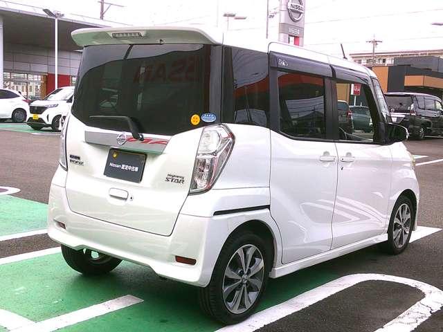 デイズルークス ハイウェイスターターボ メモリーナビ 地デジ アラウンドビュ アランドビューカメラ 両側オートスライドD スマートキーPスタート バックカメラ エアコン アルミホイール サイドカメラ パワーウィンドウ ABS キーレスエントリー メモリーナビ ワンセグTV(2枚目)