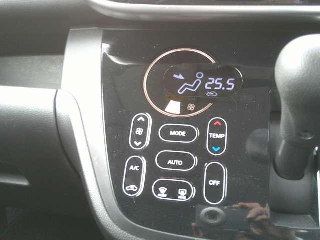 デイズルークス ハイウェイスターターボ メモリーナビ 地デジ アラウンドビュ アランドビューカメラ 両側オートスライドD スマートキーPスタート バックカメラ エアコン アルミホイール サイドカメラ パワーウィンドウ ABS キーレスエントリー メモリーナビ ワンセグTV(9枚目)