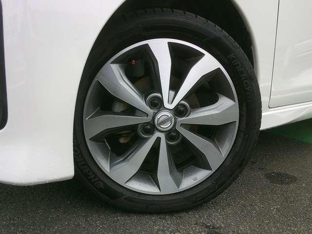 デイズルークス ハイウェイスターターボ メモリーナビ 地デジ アラウンドビュ アランドビューカメラ 両側オートスライドD スマートキーPスタート バックカメラ エアコン アルミホイール サイドカメラ パワーウィンドウ ABS キーレスエントリー メモリーナビ ワンセグTV(20枚目)