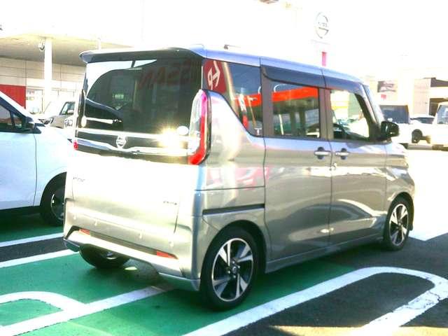 ルークス ハイウェイスターＧターボ　純正９インチメモリ―ナビ　地デジ　助手席エアバッグ　アイドリングストップ機能　両側電動スライドドア　インテリキ－　レーンキープ　ＬＥＤヘッドランプ　ＥＴＣ　バックモニター　キーフリー　アルミホイール　ＡＢＳ　パワーステアリング（2枚目）