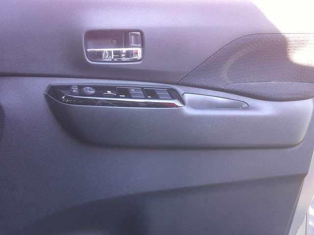 ルークス ハイウェイスターＧターボ　純正９インチメモリ―ナビ　地デジ　助手席エアバッグ　アイドリングストップ機能　両側電動スライドドア　インテリキ－　レーンキープ　ＬＥＤヘッドランプ　ＥＴＣ　バックモニター　キーフリー　アルミホイール　ＡＢＳ　パワーステアリング（13枚目）