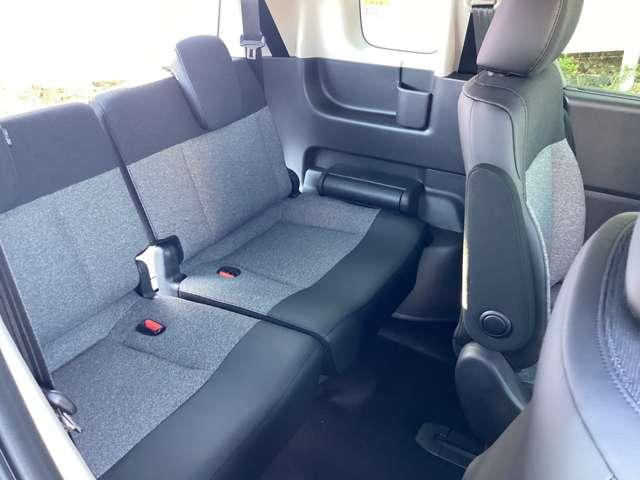 フリード 1.5 e:HEV エアー EX 衝突被害軽減ブレーキ 両側オートスライド アルミ 衝突軽減システム クルーズコントロール サイドカーテンエアバック LEDランプ 両側パワースライドドア キーレス スマートキー パワーウィンドウ フルオートエアコン 運転席助手席エアバッグ(15枚目)