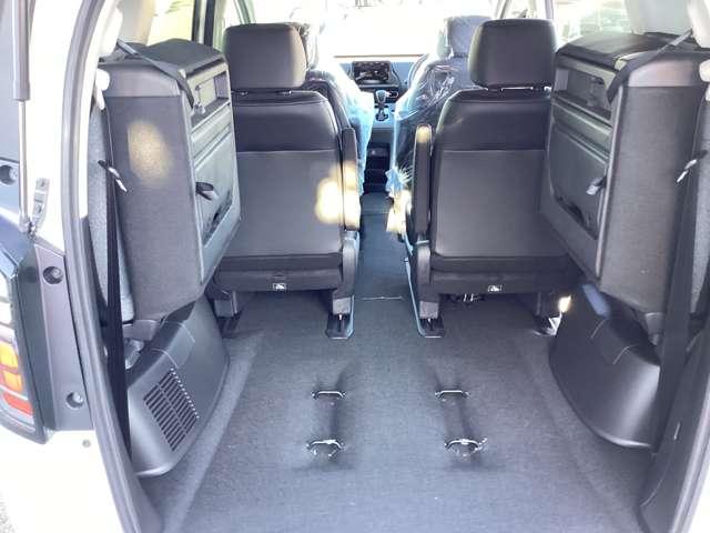 フリード 1.5 e:HEV エアー EX 衝突被害軽減ブレーキ 両側オートスライド アルミ 衝突軽減システム クルーズコントロール サイドカーテンエアバック LEDランプ 両側パワースライドドア キーレス スマートキー パワーウィンドウ フルオートエアコン 運転席助手席エアバッグ(16枚目)