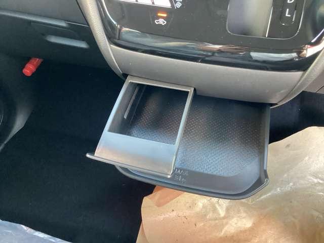 ルークス 660 ハイウェイスターX プロパイロット エディション 全周囲カメラ LEDヘッドライト プロパイ 左右パワースライドドア アイドリング パノラマモニター 助手席エアバッグ 衝突軽減ブレーキ PW LEDヘッドライト LDW スマートキー バックカメラ PS AAC アルミホイール サイドエアバッグ(12枚目)