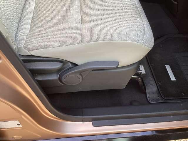 サクラ Ｇ　ＮｉｓｓａｎＣｏｎｎｅｃｔナビＴＶ全方位カメラ　アラウンドビュ　展示試乗車ＵＰ　踏み間違い防止アシスト　ＬＥＤヘッドランプ　スマートキー　ＬＤＷ　オートエアコン　ＥＴＣ　バックカメラ　アダプティブクルーズコントロール　ＡＢＳ　ナビＴＶ　キーフリー（18枚目）