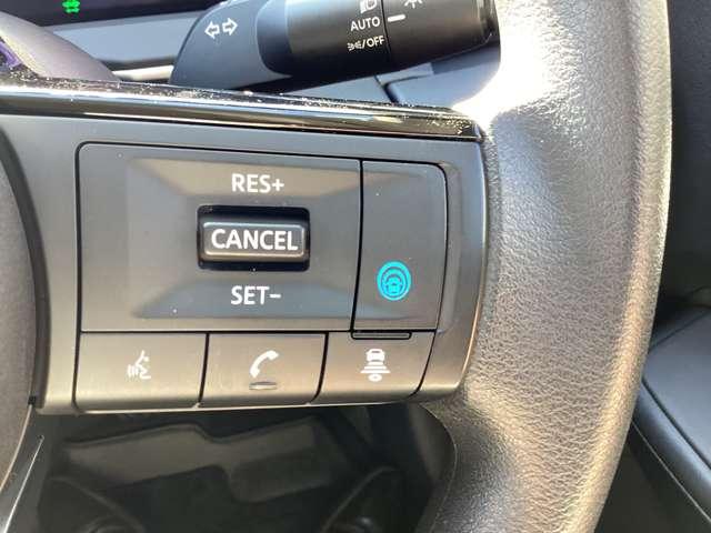 ノート １．２　Ｘ　ＮｉｓｓａｎＣｏｎｎｅｃｔナビＴＶ　全周囲カメラ　リアカメラ　衝突被害軽減ブレ－キ　全方位カメラ　ＥＴＣ付　禁煙車　ＬＥＤヘッドライト　レーダークルーズ　レーンアシスト　インテリジェントキー　アイドリングストップ　ワンセグＴＶ　ＴＶナビ　サイドカメラ（10枚目）