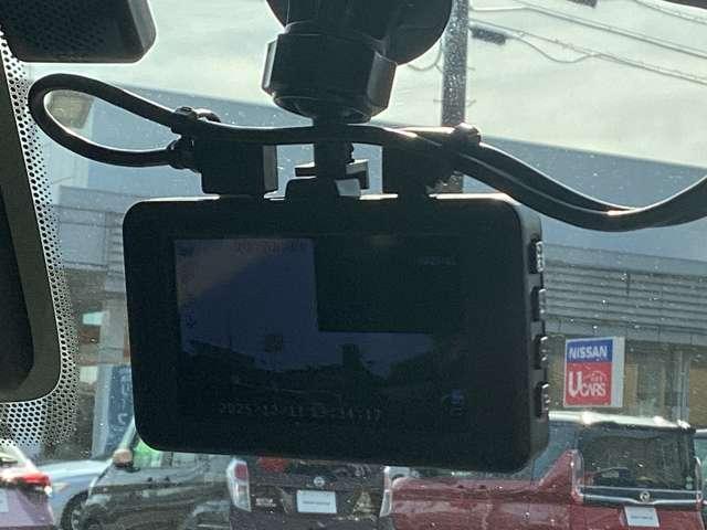 ルークス 660 ハイウェイスターX プロパイロット エディション ハイウェイスターXプロパイロットED 左右パワースライドドア アイドリング パノラマモニター 助手席エアバッグ 衝突軽減ブレーキ PW ナビ&TV 1セグ LEDヘッドライト LDW スマートキー ETC ワンオーナー車 バックカメラ(14枚目)