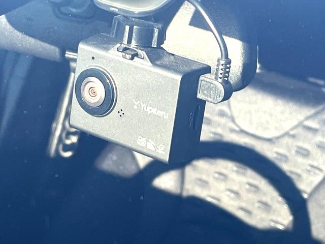 プリウスPHV A バックカメラ レーダークルーズ ドラレコ スマートキー LEDヘッド ETC オートハイビーム オートライト オートエアコン 純正15インチアルミ Bluetooth フルセグ LEDフォグ(7枚目)