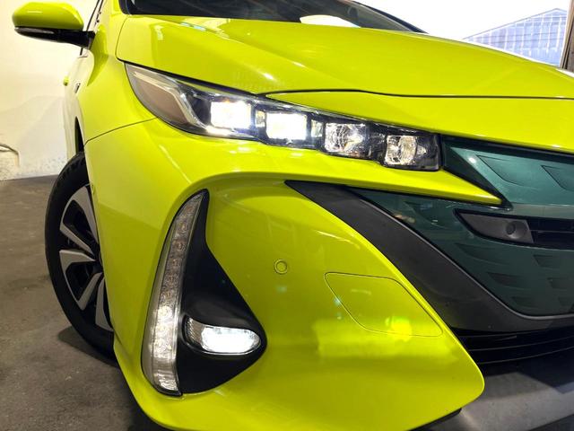 プリウスPHV A バックカメラ レーダークルーズ ドラレコ スマートキー LEDヘッド ETC オートハイビーム オートライト オートエアコン 純正15インチアルミ Bluetooth フルセグ LEDフォグ(14枚目)