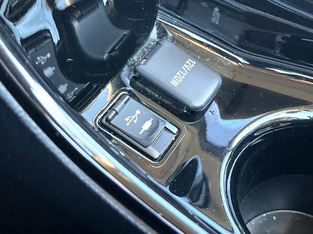 プリウスPHV A バックカメラ レーダークルーズ ドラレコ スマートキー LEDヘッド ETC オートハイビーム オートライト オートエアコン 純正15インチアルミ Bluetooth フルセグ LEDフォグ(31枚目)