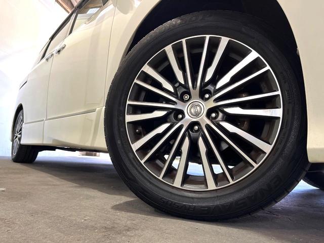 エルグランド 250ハイウェイスター 両側電動ドア バックカメラ ハーフレザーシート スマートキー LEDヘッド ビルトインETC クルコン オートライト オートエアコン 純正18インチアルミ リアエアコン Bluetooth CD(16枚目)