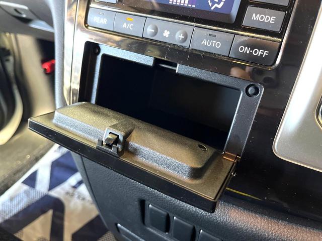 エルグランド 250ハイウェイスター 両側電動ドア バックカメラ ハーフレザーシート スマートキー LEDヘッド ビルトインETC クルコン オートライト オートエアコン 純正18インチアルミ リアエアコン Bluetooth CD(37枚目)