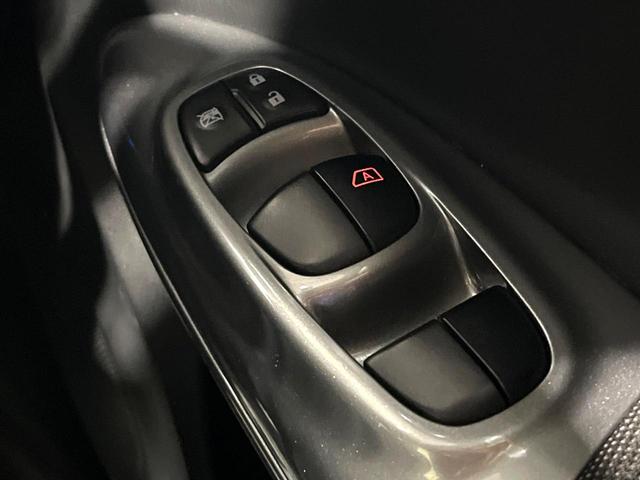 ジューク 15RX SDナビ バックカメラ スマートキー ETC オートライト オートエアコン Bluetooth CD DVD再生(30枚目)