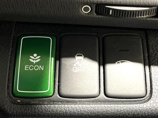 オデッセイ MX・エアロパッケージ 純正DVDナビ バックカメラ スマートキー HIDヘッド ビルトインETC オートエアコン 純正18インチアルミ Bluetooth CD DVD再生 フルセグ(25枚目)