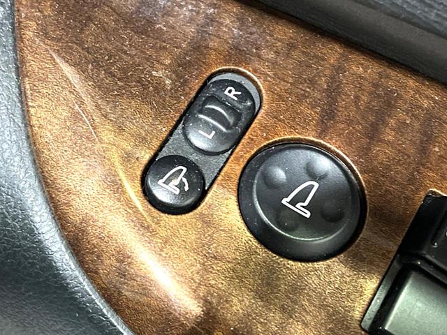 オデッセイ MX・エアロパッケージ 純正DVDナビ バックカメラ スマートキー HIDヘッド ビルトインETC オートエアコン 純正18インチアルミ Bluetooth CD DVD再生 フルセグ(35枚目)