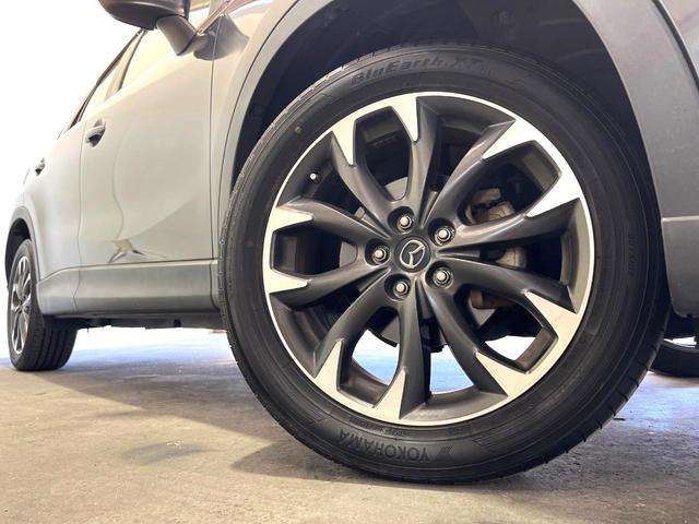 CX-5 XD Lパッケージ 純正ナビ バックカメラ レーダークルーズ レザーシート コーナーセンサー スマートキー HIDヘッド ビルトインETC オートライト デュアルエアコン 純正19インチアルミ Bluetooth(17枚目)