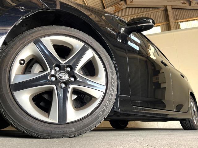 プリウス Ａプレミアム　ツーリングセレクション　フルエアロ　ＳＤナビ　全周囲カメラ　レーダークルーズ　レザーシート　パワーシート　コーナーセンサー　スマートキー　ＬＥＤヘッド　ＥＴＣ２．０　オートハイビーム　オートライト　オートエアコン（15枚目）