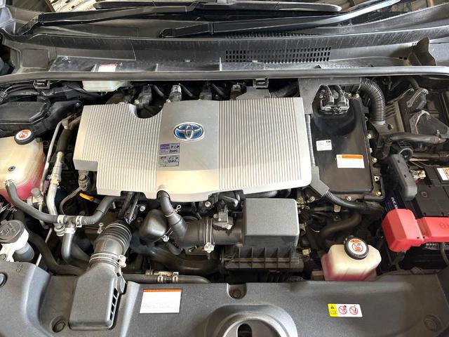 プリウス Ａプレミアム　ツーリングセレクション　フルエアロ　ＳＤナビ　全周囲カメラ　レーダークルーズ　レザーシート　パワーシート　コーナーセンサー　スマートキー　ＬＥＤヘッド　ＥＴＣ２．０　オートハイビーム　オートライト　オートエアコン（21枚目）