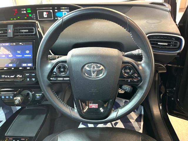 プリウス Ａプレミアム　ツーリングセレクション　フルエアロ　ＳＤナビ　全周囲カメラ　レーダークルーズ　レザーシート　パワーシート　コーナーセンサー　スマートキー　ＬＥＤヘッド　ＥＴＣ２．０　オートハイビーム　オートライト　オートエアコン（24枚目）