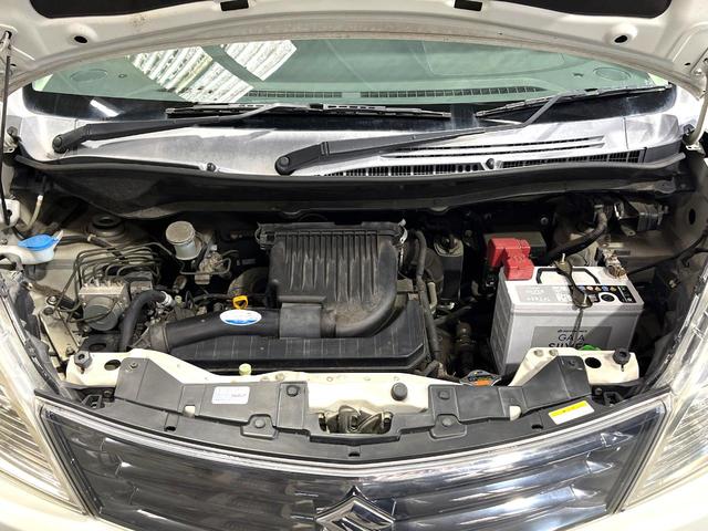 ソリオ ブラック＆ホワイト　電動スライドドア　ＳＤナビ　禁煙車　シートヒーター　スマートキー　ＨＩＤヘッド　ＥＴＣ　オートライト　オートエアコン　純正１５インチアルミ　ＣＤ　ＤＶＤ再生　フルセグ（18枚目）