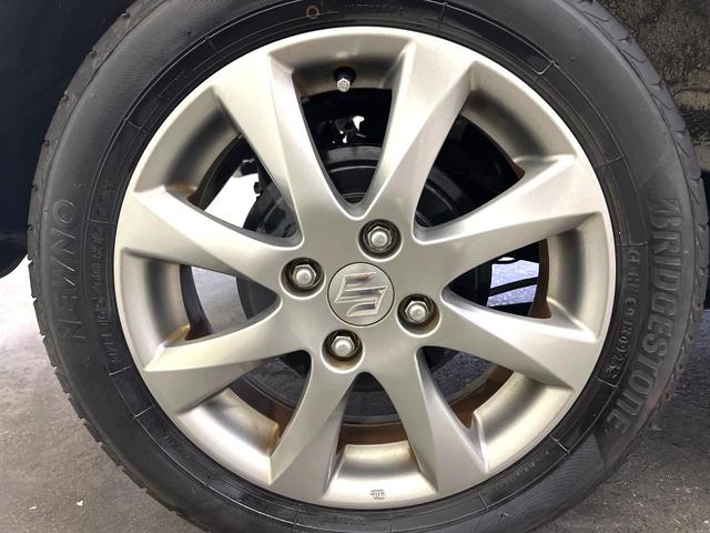 ソリオ ブラック＆ホワイト　電動スライドドア　ＳＤナビ　禁煙車　シートヒーター　スマートキー　ＨＩＤヘッド　ＥＴＣ　オートライト　オートエアコン　純正１５インチアルミ　ＣＤ　ＤＶＤ再生　フルセグ（34枚目）