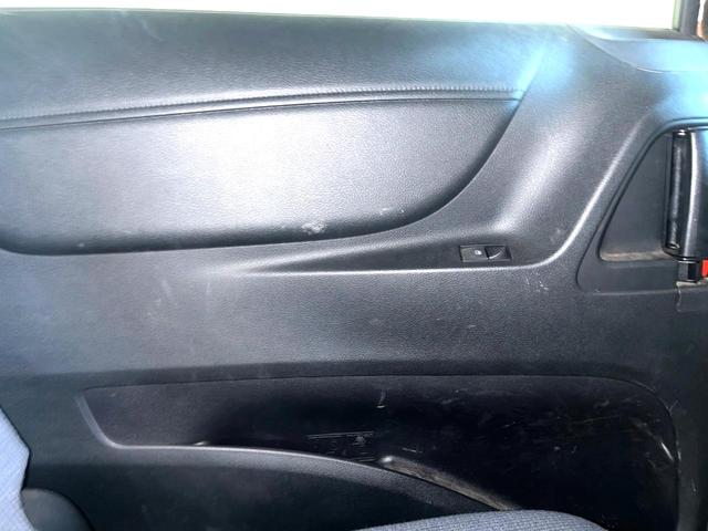 シエンタ ハイブリッドＧ　両側電動ドア　バックカメラ　衝突被害軽減システム　コーナーセンサー　スマートキー　ＬＥＤヘッド　ナビ連動ＥＴＣ　車線逸脱警報　オートライト　オートエアコン　Ｂｌｕｅｔｏｏｔｈ　フルセグ（39枚目）