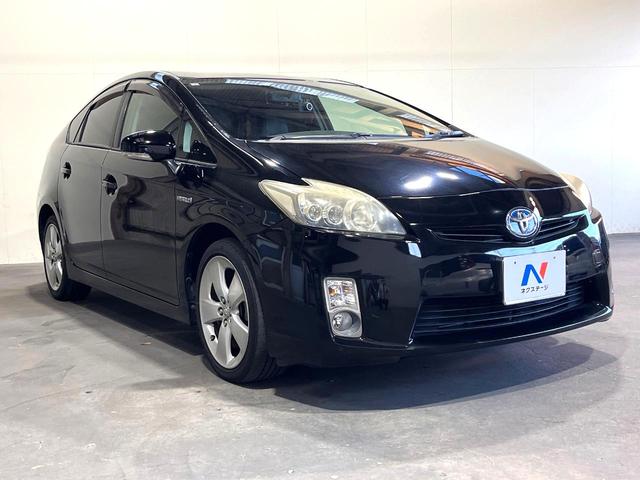 プリウス Ｓ　バックカメラ　スマートキー　ＬＥＤヘッド　ビルトインＥＴＣ　純正１７インチアルミ　オートエアコン　Ｂｌｕｅｔｏｏｔｈ　ＣＤ　ＤＶＤ再生（16枚目）