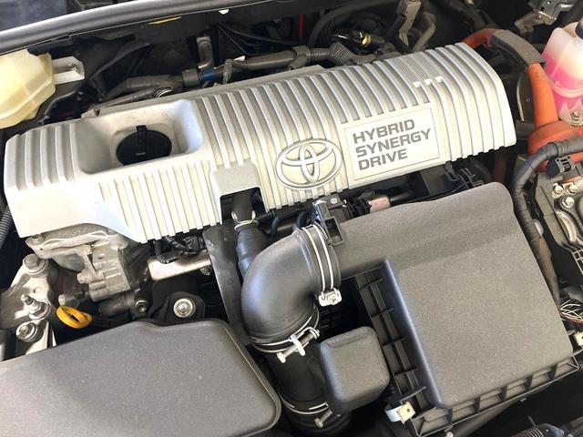 プリウス Ｓ　バックカメラ　スマートキー　ＬＥＤヘッド　ビルトインＥＴＣ　純正１７インチアルミ　オートエアコン　Ｂｌｕｅｔｏｏｔｈ　ＣＤ　ＤＶＤ再生（18枚目）