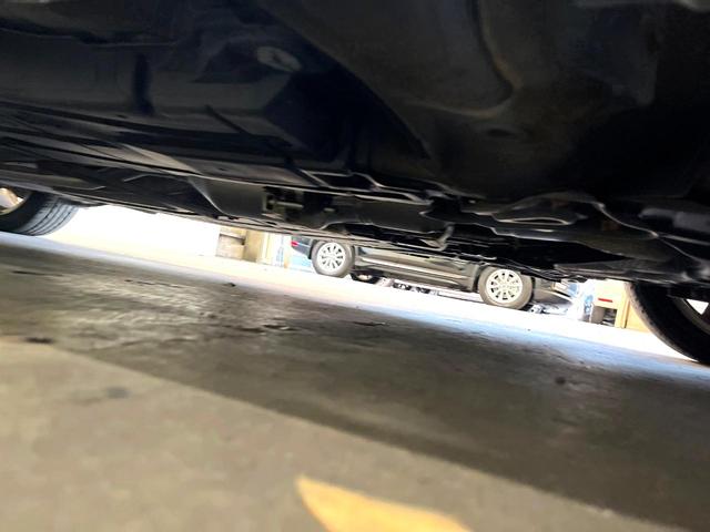 プリウス Ｓ　バックカメラ　スマートキー　ＬＥＤヘッド　ビルトインＥＴＣ　純正１７インチアルミ　オートエアコン　Ｂｌｕｅｔｏｏｔｈ　ＣＤ　ＤＶＤ再生（33枚目）