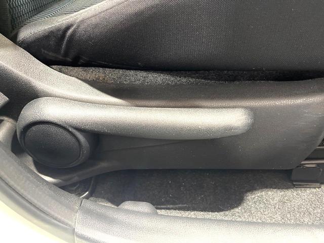 ノート Ｘ　ＤＩＧ－Ｓ　バックカメラ　ドラレコ　スマートキー　ＥＴＣ　Ｂｌｕｅｔｏｏｔｈ　ＣＤ　ＤＶＤ再生　フルセグ（29枚目）