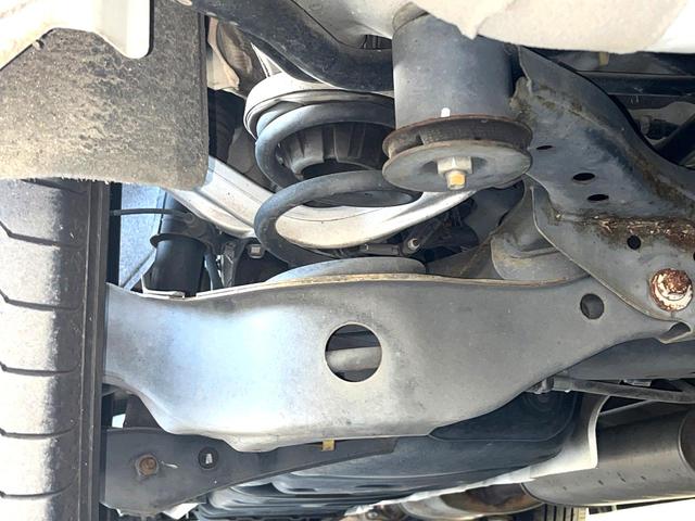 エルグランド 250ハイウェイスターアーバンクロム 両側電動ドア 全周囲カメラ 禁煙車 ハーフレザーシート コーナーセンサー スマートキー HIDヘッド ビルトインETC 純正18インチアルミ オートライト デュアルエアコン CD DVD再生 地デジ(24枚目)