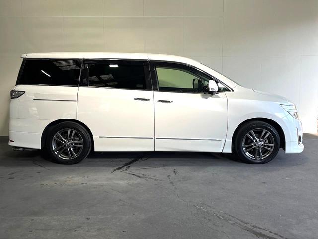 エルグランド 250ハイウェイスターアーバンクロム 両側電動ドア 全周囲カメラ 禁煙車 ハーフレザーシート コーナーセンサー スマートキー HIDヘッド ビルトインETC 純正18インチアルミ オートライト デュアルエアコン CD DVD再生 地デジ(50枚目)