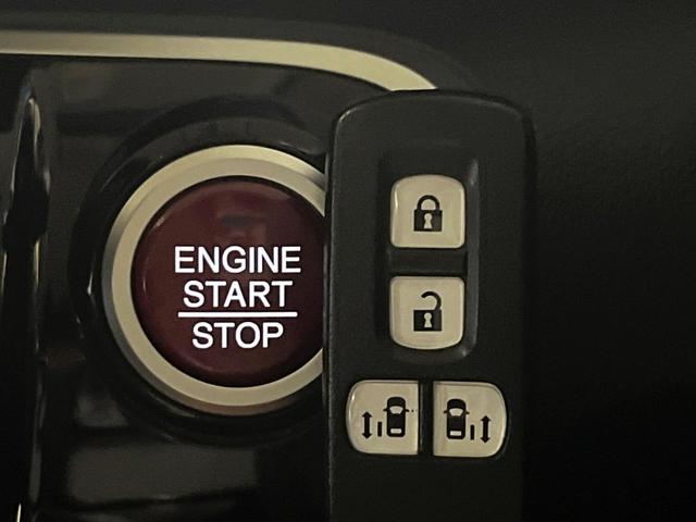 Ｎ－ＢＯＸカスタム Ｇ・ＬパッケージＳＳパッケージ　両側電動ドア　純正ＨＤＤナビ　バックカメラ　衝突被害軽減システム　禁煙車　スマートキー　ＨＩＤヘッド　ＥＴＣ　純正１４インチアルミ　オートエアコン　Ｂｌｕｅｔｏｏｔｈ　ＣＤ　ＤＶＤ再生　フルセグ（7枚目）