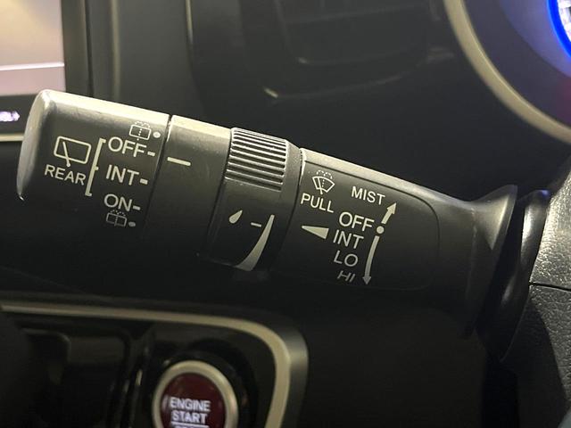 Ｎ－ＢＯＸカスタム Ｇ・ＬパッケージＳＳパッケージ　両側電動ドア　純正ＨＤＤナビ　バックカメラ　衝突被害軽減システム　禁煙車　スマートキー　ＨＩＤヘッド　ＥＴＣ　純正１４インチアルミ　オートエアコン　Ｂｌｕｅｔｏｏｔｈ　ＣＤ　ＤＶＤ再生　フルセグ（42枚目）