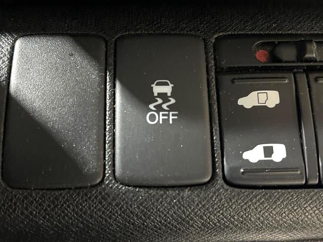 ステップワゴンスパーダ Ｚ　両側電動ドア　純正ＳＤナビ　バックカメラ　禁煙車　スマートキー　ＨＩＤヘッド　ビルトインＥＴＣ　クルコン　純正１６インチアルミ　オートライト　オートエアコン　Ｂｌｕｅｔｏｏｔｈ　ＣＤ　ＤＶＤ再生（30枚目）