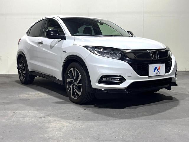 ヴェゼル ハイブリッドＲＳ・ホンダセンシング　バックカメラ　禁煙車　衝突被害軽減システム　ハーフレザーシート　スマートキー　ＬＥＤヘッド　ビルトインＥＴＣ　純正１８インチアルミ　オートライト　デュアルエアコン　Ｂｌｕｅｔｏｏｔｈ　ＣＤ　ＤＶＤ再生（18枚目）