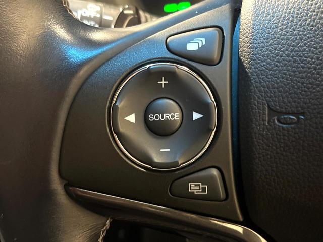 ヴェゼル ハイブリッドＲＳ・ホンダセンシング　バックカメラ　禁煙車　衝突被害軽減システム　ハーフレザーシート　スマートキー　ＬＥＤヘッド　ビルトインＥＴＣ　純正１８インチアルミ　オートライト　デュアルエアコン　Ｂｌｕｅｔｏｏｔｈ　ＣＤ　ＤＶＤ再生（35枚目）