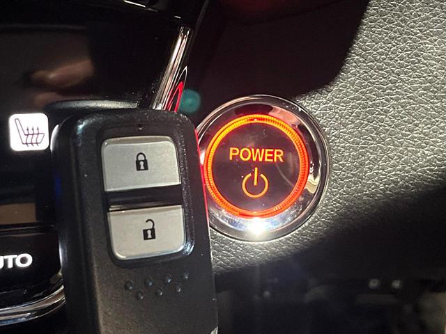 ヴェゼル ハイブリッドＲＳ・ホンダセンシング　バックカメラ　禁煙車　衝突被害軽減システム　ハーフレザーシート　スマートキー　ＬＥＤヘッド　ビルトインＥＴＣ　純正１８インチアルミ　オートライト　デュアルエアコン　Ｂｌｕｅｔｏｏｔｈ　ＣＤ　ＤＶＤ再生（36枚目）