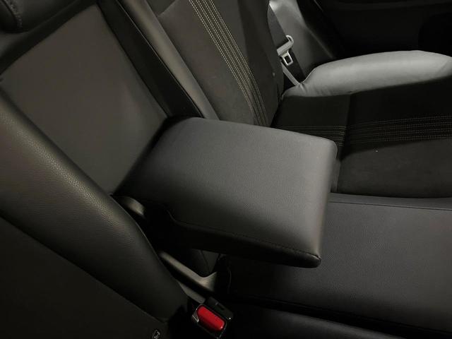 ヴェゼル ハイブリッドＲＳ・ホンダセンシング　バックカメラ　禁煙車　衝突被害軽減システム　ハーフレザーシート　スマートキー　ＬＥＤヘッド　ビルトインＥＴＣ　純正１８インチアルミ　オートライト　デュアルエアコン　Ｂｌｕｅｔｏｏｔｈ　ＣＤ　ＤＶＤ再生（44枚目）