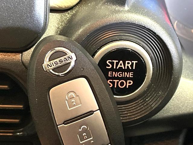 デイズ Ｘ　バックカメラ　禁煙車　スマートキー　純正１４インチアルミ　車線逸脱警報　オートライト　オートエアコン（5枚目）