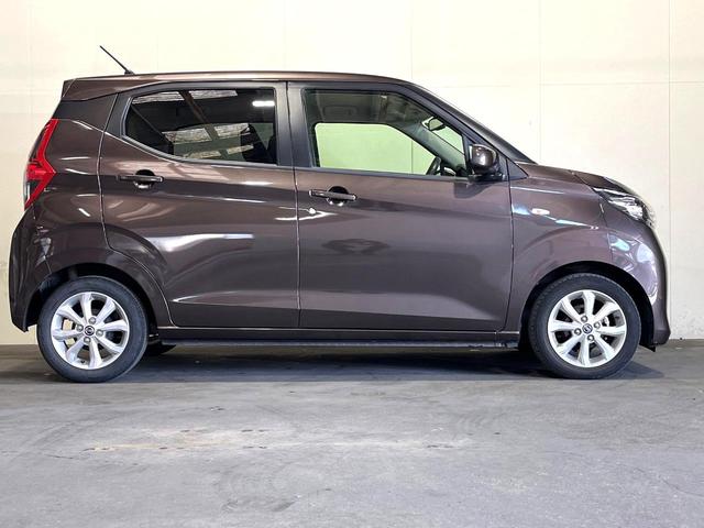 デイズ Ｘ　バックカメラ　禁煙車　スマートキー　純正１４インチアルミ　車線逸脱警報　オートライト　オートエアコン（39枚目）