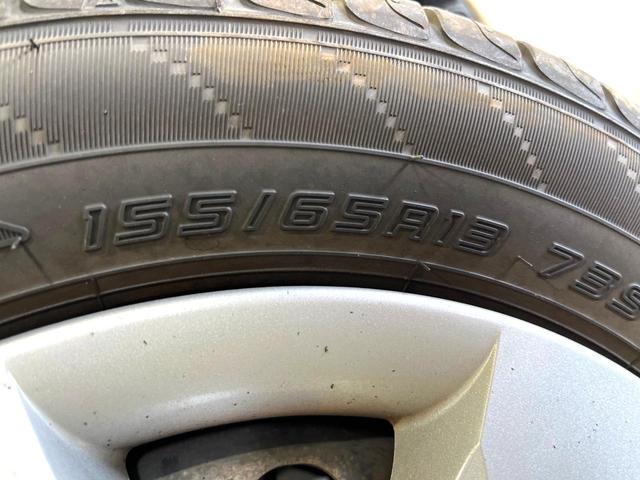 モコ Ｅ　禁煙車　スマートキー　オートライト　オートエアコン　ＣＤ（24枚目）