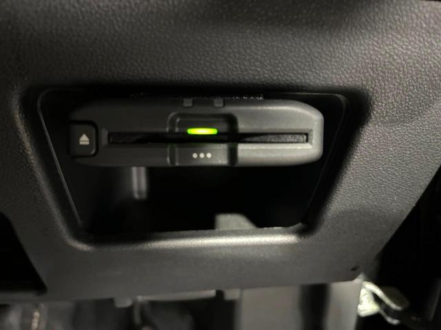 ピクシスメガ L SAIII 両側電動ドア 衝突被害軽減システム 禁煙車 ドラレコ スマートキー LEDヘッド ビルトインETC 純正14インチアルミ オートライト オートエアコン CD LEDフォグ(6枚目)