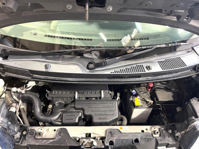 ピクシスメガ L SAIII 両側電動ドア 衝突被害軽減システム 禁煙車 ドラレコ スマートキー LEDヘッド ビルトインETC 純正14インチアルミ オートライト オートエアコン CD LEDフォグ(19枚目)