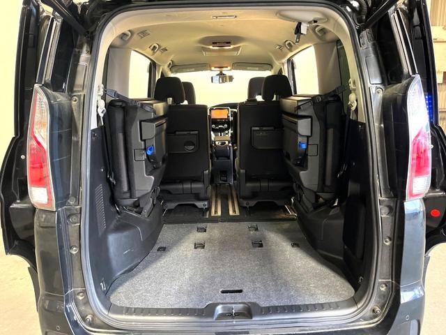 セレナ ハイウェイスター　両側電動ドア　純正ＳＤナビ　後席モニター　全周囲カメラ　衝突被害軽減システム　レーダークルーズ　禁煙車　ドラレコ　スマートキー　ビルトインＥＴＣ　純正１６インチアルミ　オートライト　オートエアコン（12枚目）