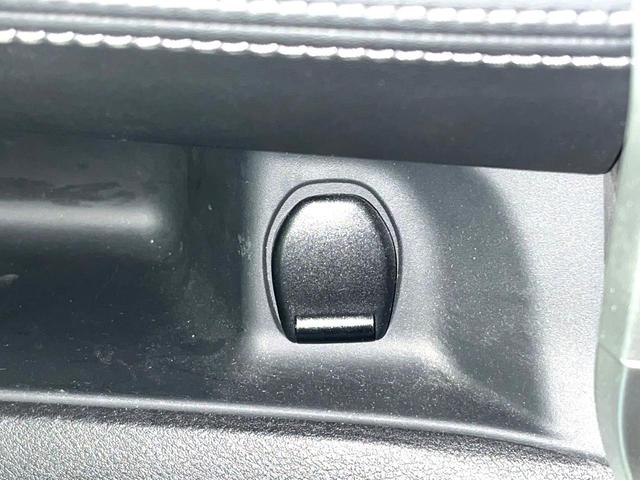 セレナ ハイウェイスター　両側電動ドア　純正ＳＤナビ　後席モニター　全周囲カメラ　衝突被害軽減システム　レーダークルーズ　禁煙車　ドラレコ　スマートキー　ビルトインＥＴＣ　純正１６インチアルミ　オートライト　オートエアコン（50枚目）